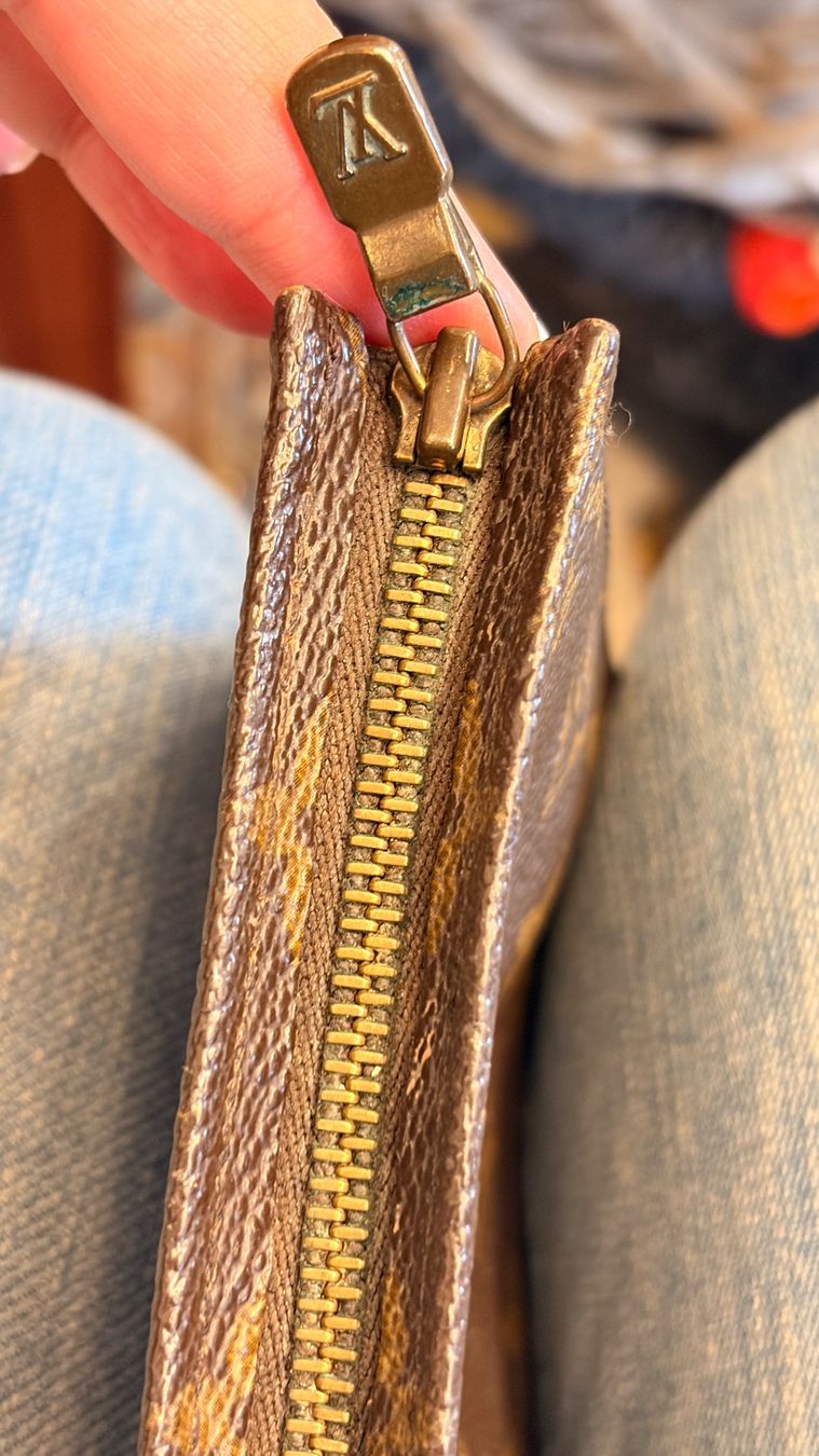 Louis Vuitton Custodie per cosmetici: Louis Vuitton Pochette Monogram Original, Top Zustand! – Usato da Lachen SZ venduto da HelvetiaLuxury 5