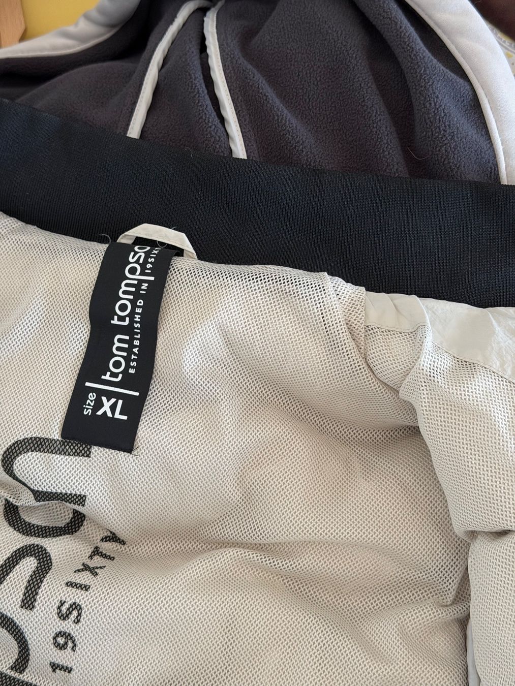 Giacche: Hybridjacke silber - weiss, elastisch L – Nuovo (secondo la descrizione) da Wil SG venduto da WilSG9500 7