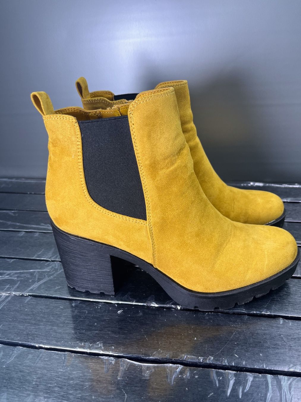 Scarpe da donna: Pesaro Schuhe, Größe 39 – Nuovo e nell'imballaggio originale da Tafers venduto da JP911 1