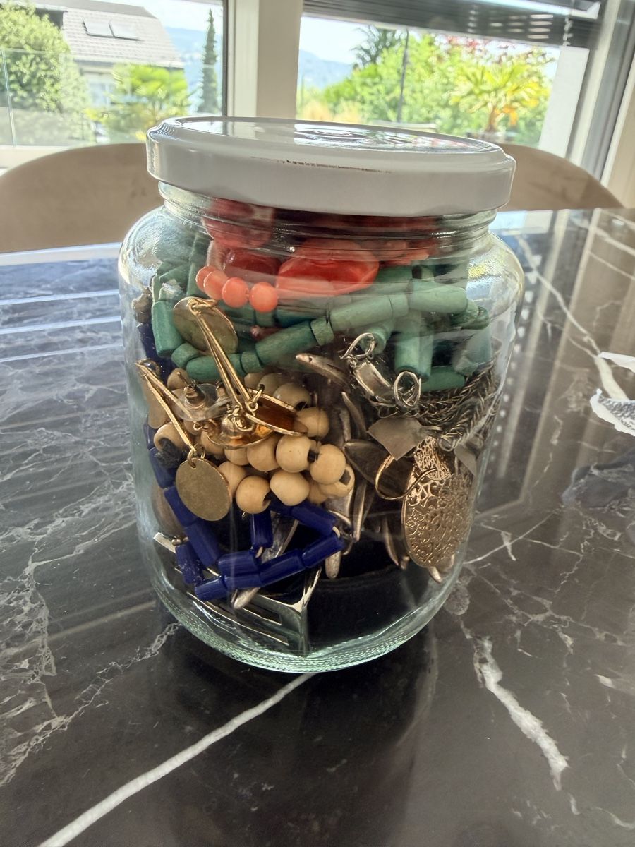 Altri gioielli: Mystery Jar – Usato da Thalwil venduto da 28rainbow