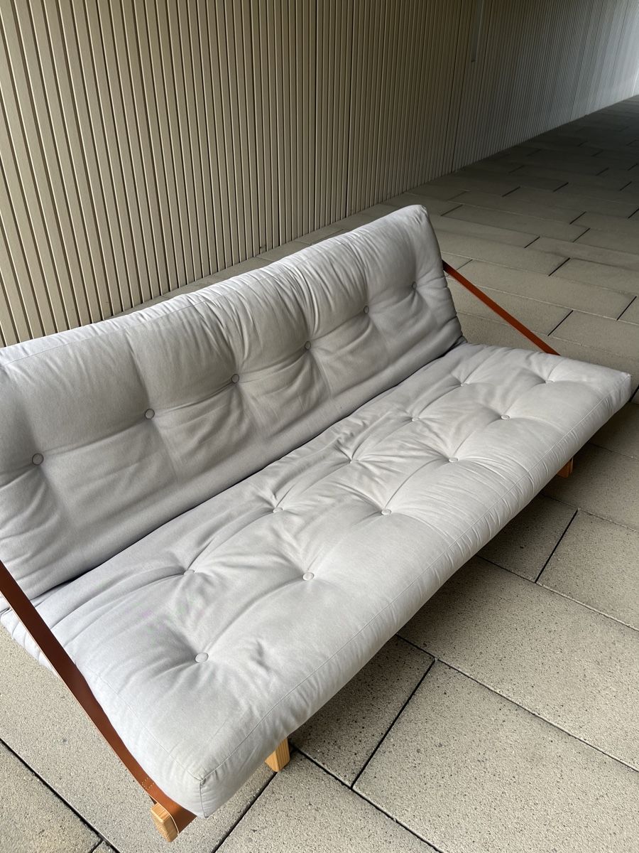 Divani: Karup design Sofa Bett Holzgestell hellgrau – Usato da Zürich venduto da cmono