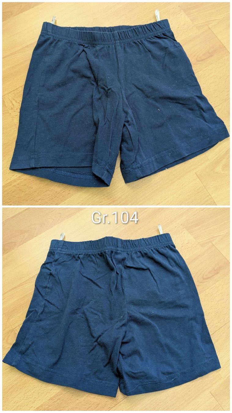 Pantaloni: Kinder Shorts dunkelblau Grösse 104 – Usato da Adlikon b. Andelfingen venduto da IlonaSp