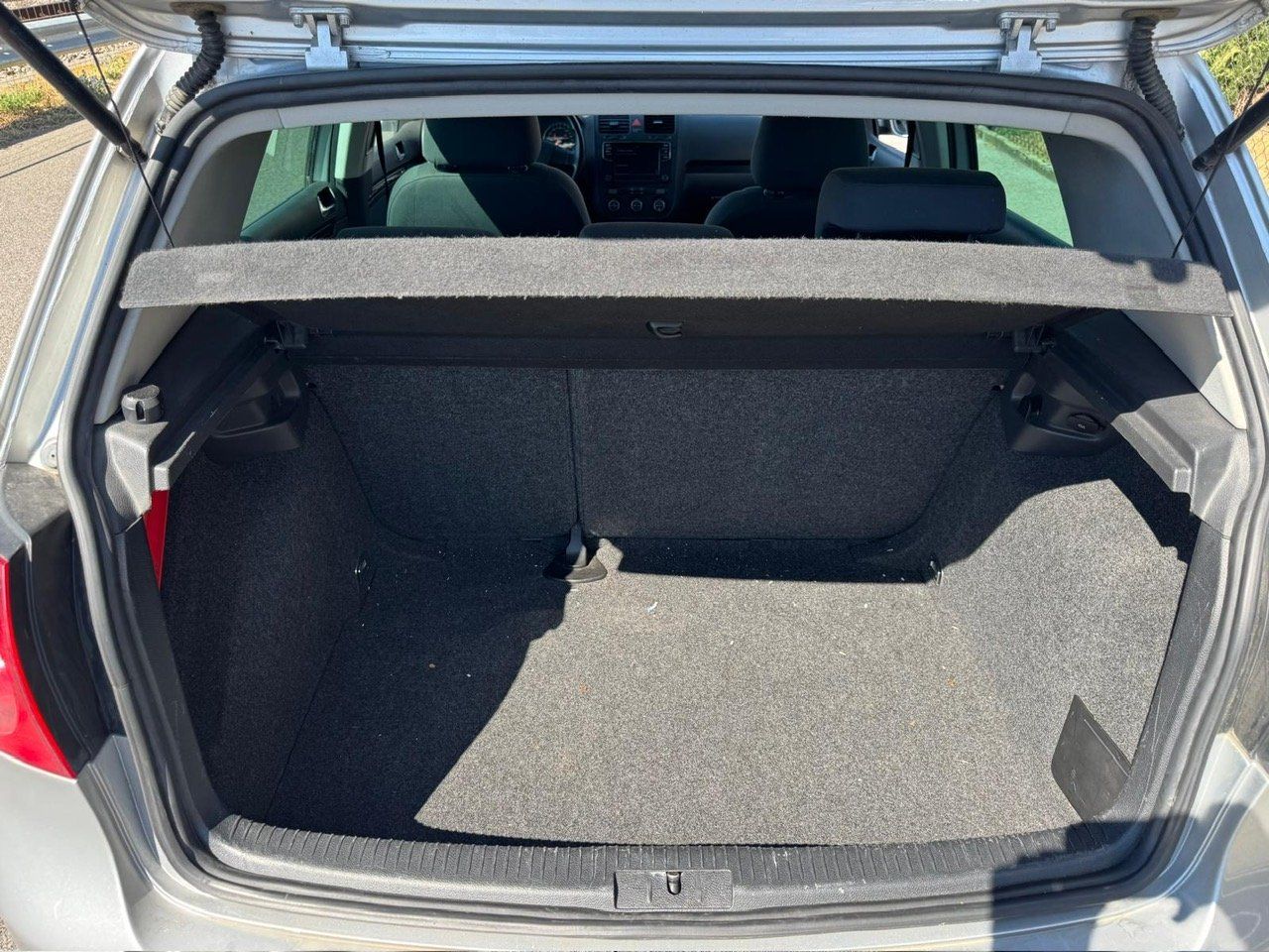 VW Automobili: VW GOLF 2.0 TDI – Usato da Gland venduto da Duvernay01 8