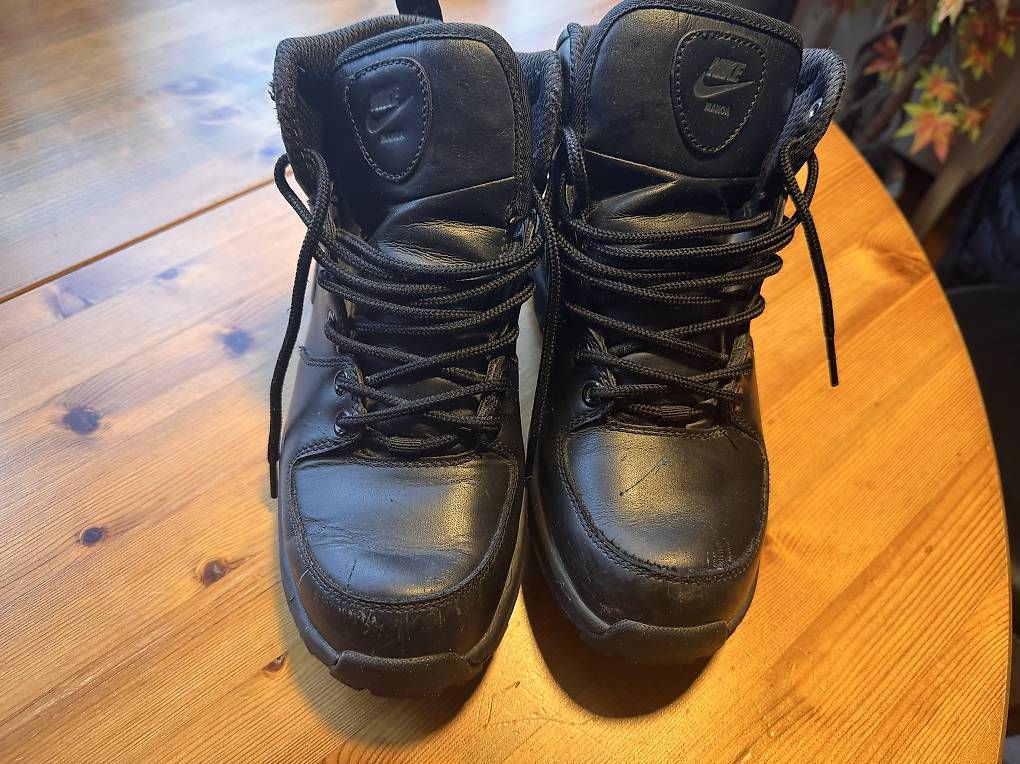 Herrenschuhe: Nike Winterschuhe 15.- – Gebraucht aus Bad Ragaz von mor_d7kw
