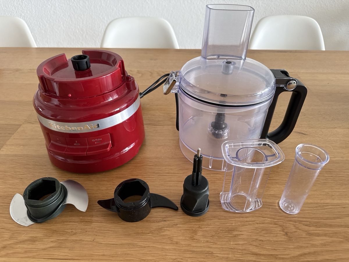 Kitchenaid Elettrodomestici da cucina: KitchenAid 5KFP0719 Food Processor red used – Usato da Luzern venduto da pbe_bnj8
