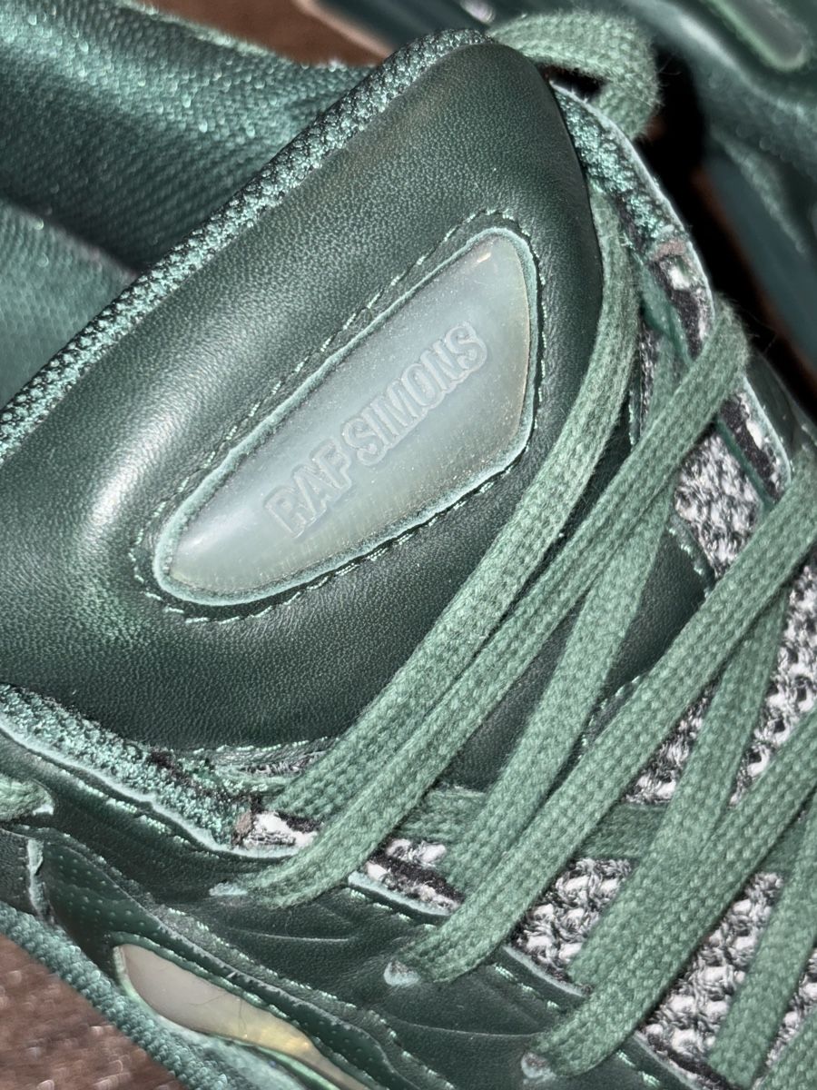 Raf Simons Scarpe da uomo: Raf Simons Ozweego green – Usato da Rombach venduto da akiromay 2