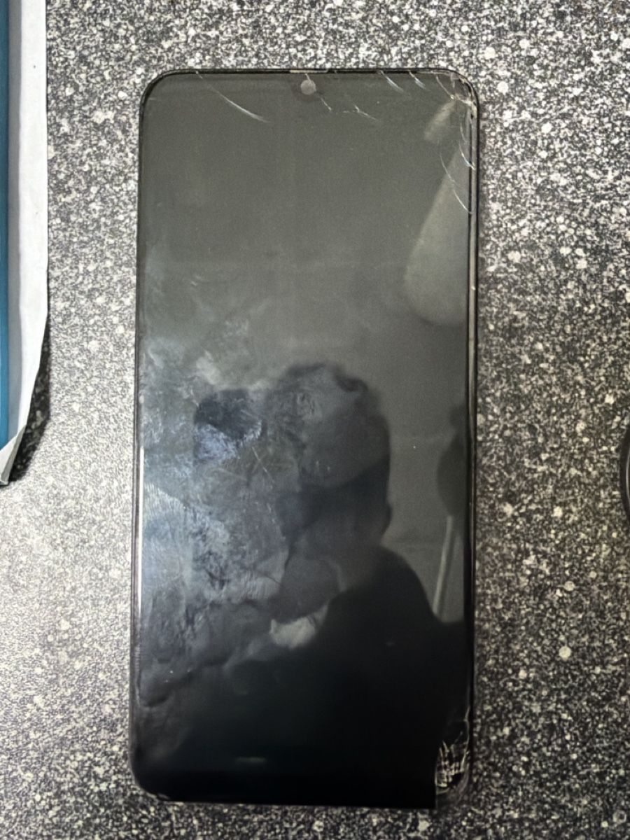 Samsung Telefoni cellulari / Smartphones: Samsung A50 original défectueux - uniquement écran – Difettoso da Bulle venduto da Nghost