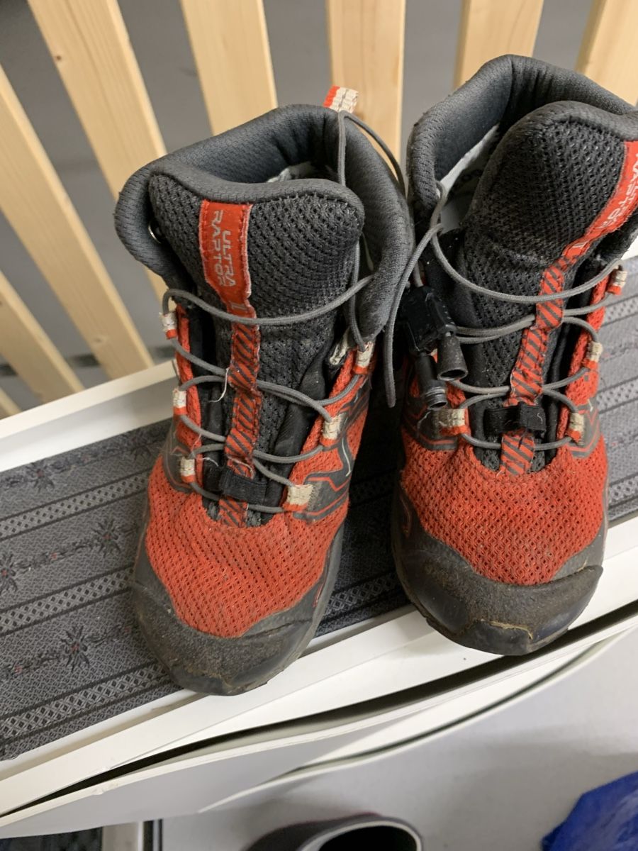 La Sportiva Scarpe per ragazzi: Wanderschuhe Kind Gr. 30/31 – Usato da Melchtal venduto da Angie-1985