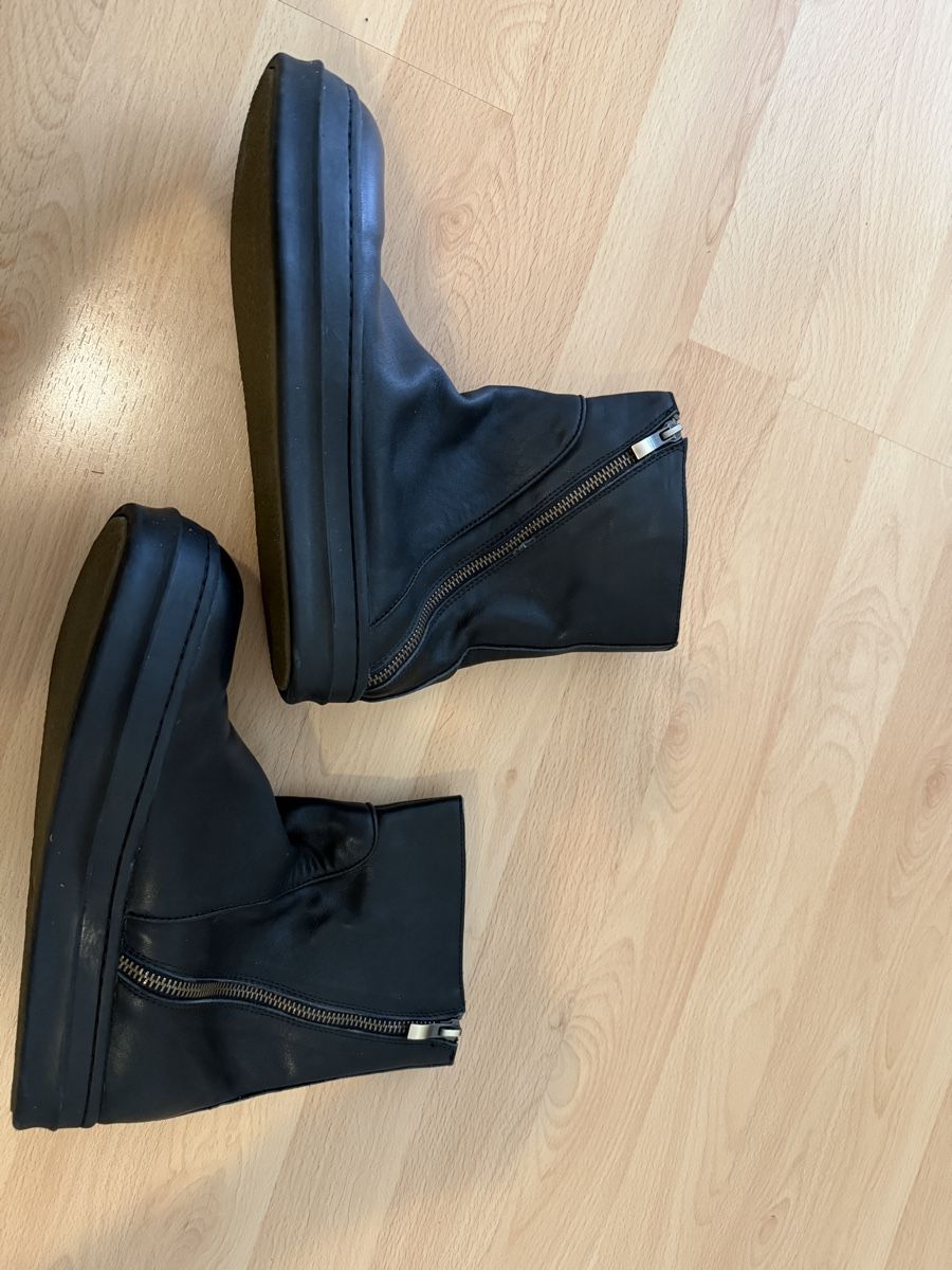 Scarpe da uomo: Schwarze Winterstiefel , Grösse 42 – Usato da Thun venduto da Jt_ON 1