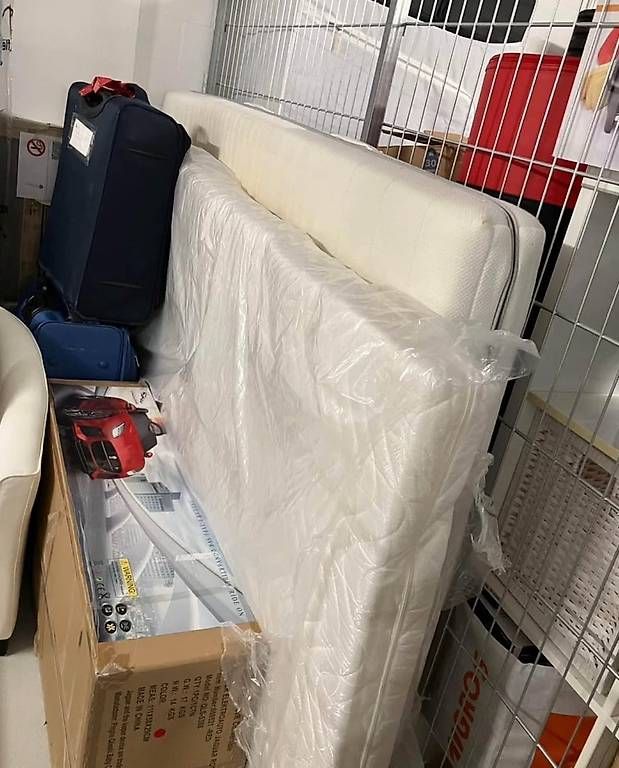 Matelas: Mattress – D'occasion à Dübendorf par Claudia.a.santini