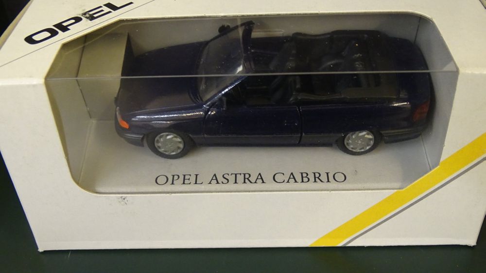 Opel Astra Cabriolet 1/43 (Gebraucht) in Safenwil für CHF 25 – nur