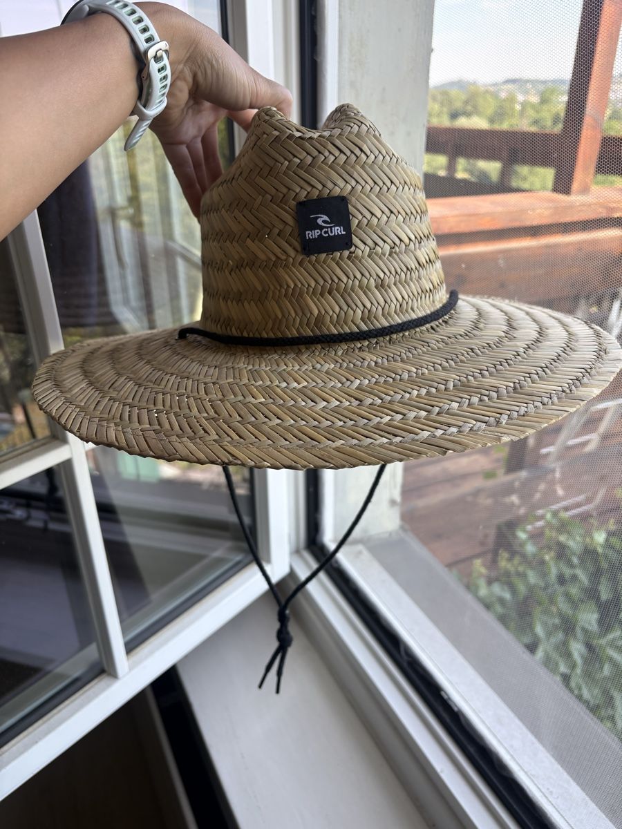 Rip Curl Chapeaux, bonnets & casquettes: Rip Curl Strohhut – D'occasion à Grüningen par Nickyemolient 2