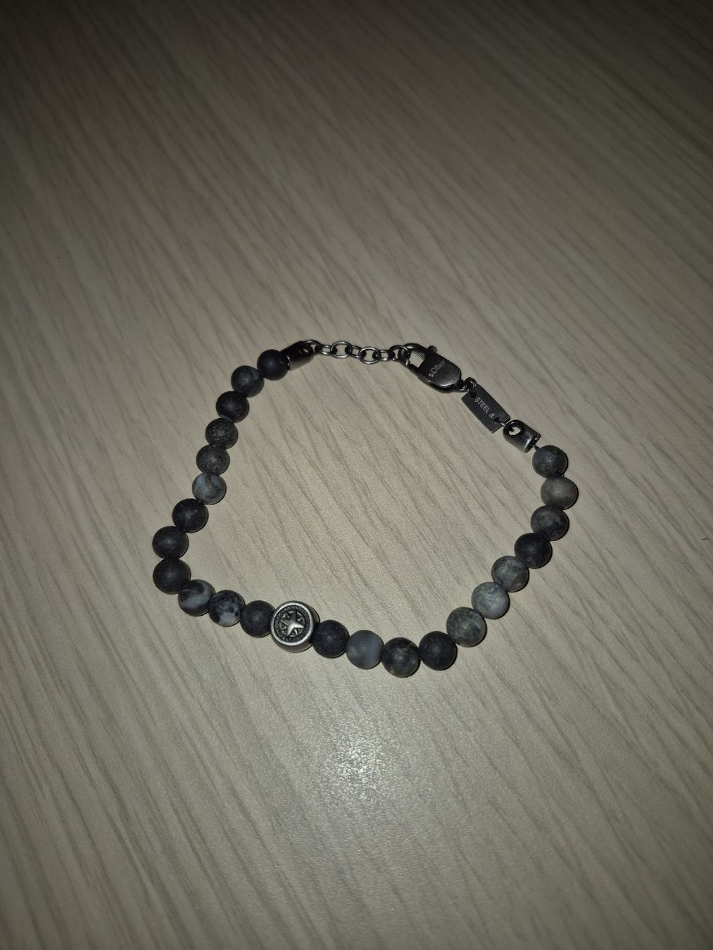 Armbänder & -reifen: s.Oliver Armband mit grauen Steinen – Neu (gemäss Beschreibung) aus Mörschwil von jon_2pc7