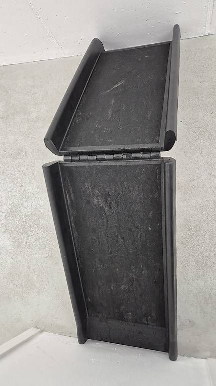 Scale: Hundetreppe klappbar – Usato da Zuerich venduto da Goldfisch737 1