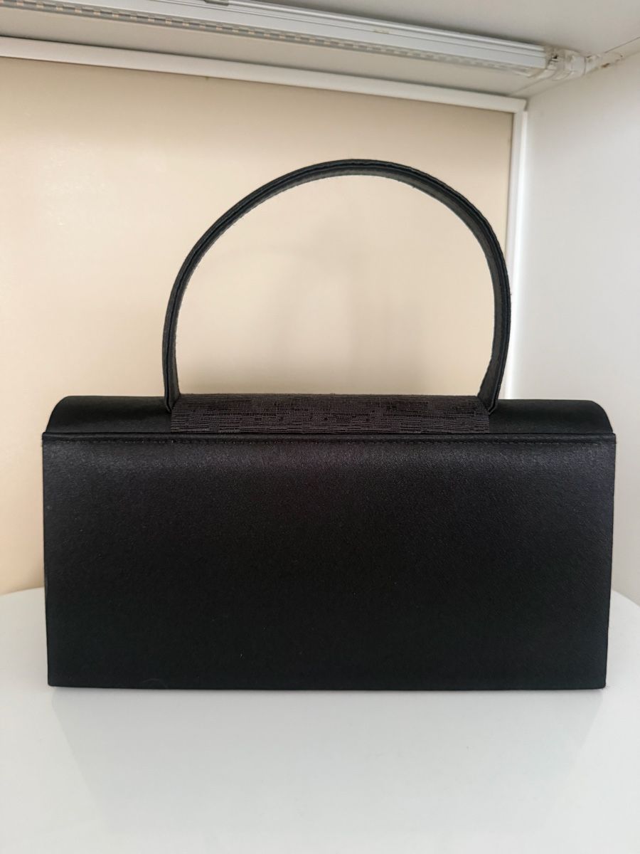 Sacs femmes: MENBUR elegante schwarze Abendtasche  – D'occasion à Hägglingen par Raff_Ella 1