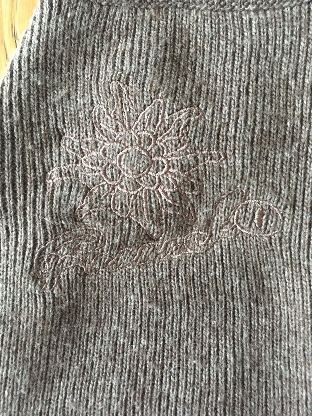 Abbigliamento: Pullover für Hunde – Nuovo e nell'imballaggio originale da Domat Ems venduto da Cavegn 2