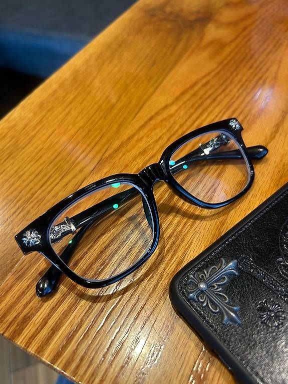 Lunettes & Verres: Chrome Hearts Brille Schwarz – D'occasion à Flawil par ste_l8l7