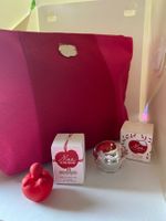 Nina Ricci miniatures et trousse de toilette
