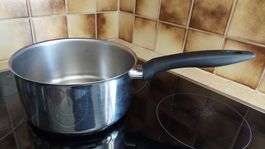 Kochtopf MMI Swiss Design Induktion 1.5L guter Zustand