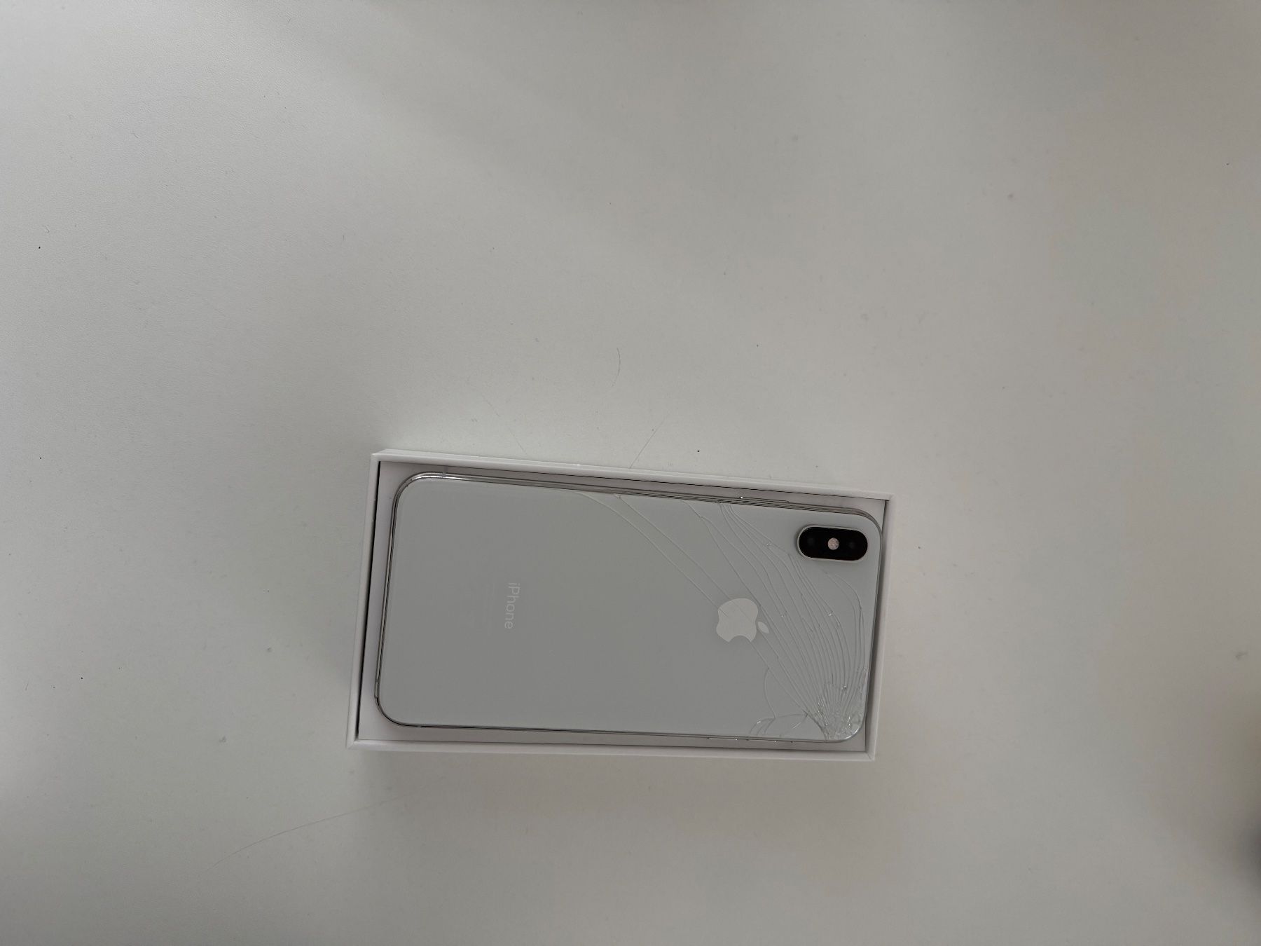 Apple Telefoni cellulari / Smartphones: iPhone XS Max, Silber, 256 GB – Usato da Kirchdorf AG venduto da mai_d6dk 2