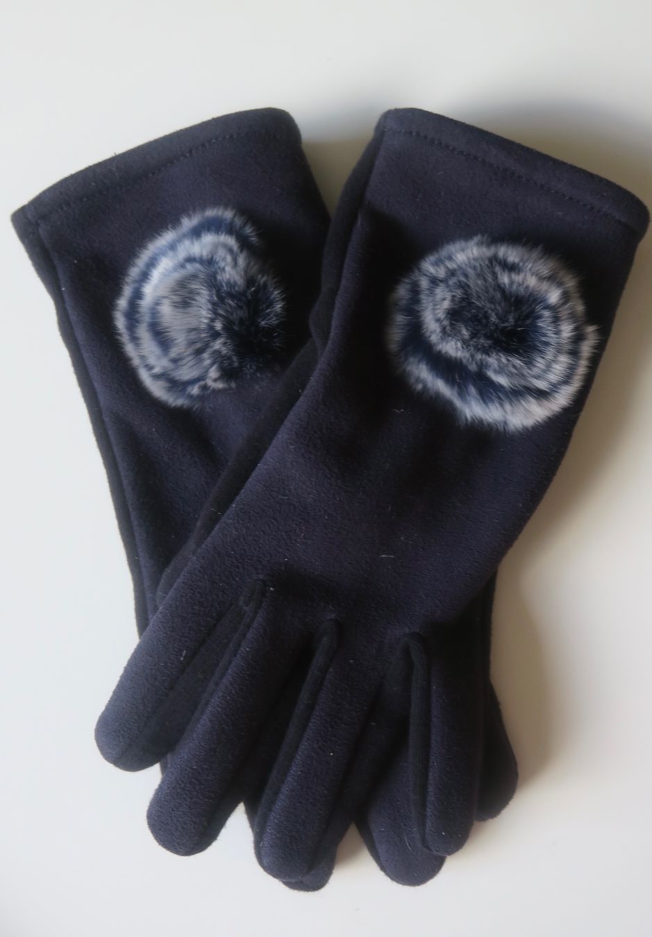 Handschuhe & Handstulpen: Schöne Handschuhe Damen S – Gebraucht aus Davos Platz von Infinity795 1