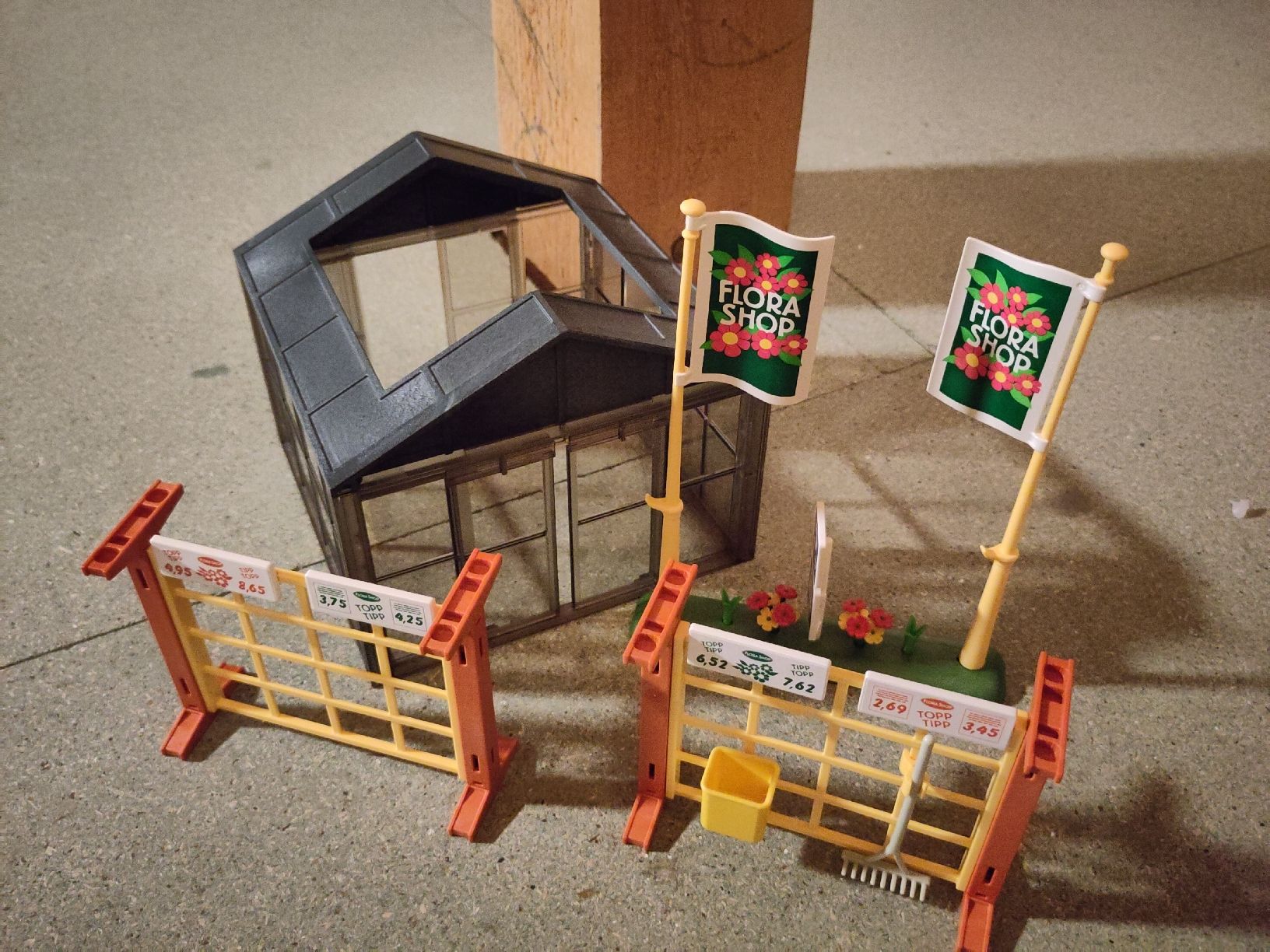 Playmobil Giocattoli: Playmobil Gartencenter – Usato da Münchenbuchsee venduto da gle_fdh7