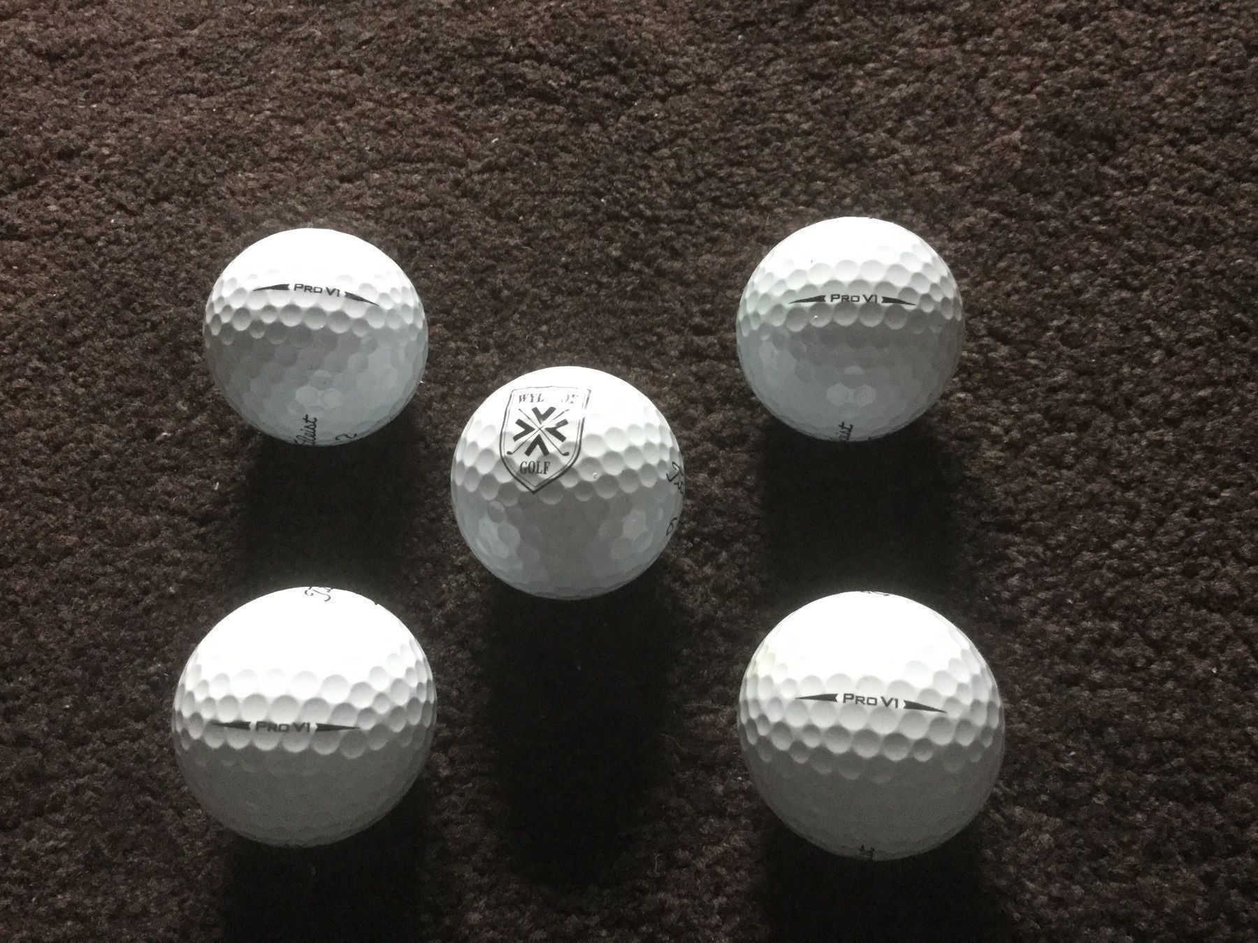 Titleist Palloni: 50 Golfbälle Titleist Pro V1 – Usato da Niederlenz venduto da wile01 1