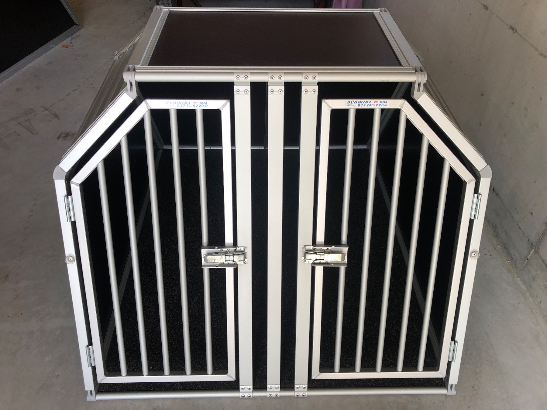 Gabbie, trasporto & Sicurezza: Auto-Hundebox Schmidt – Usato da Amlikon-Bissegg venduto da chr_8kr5