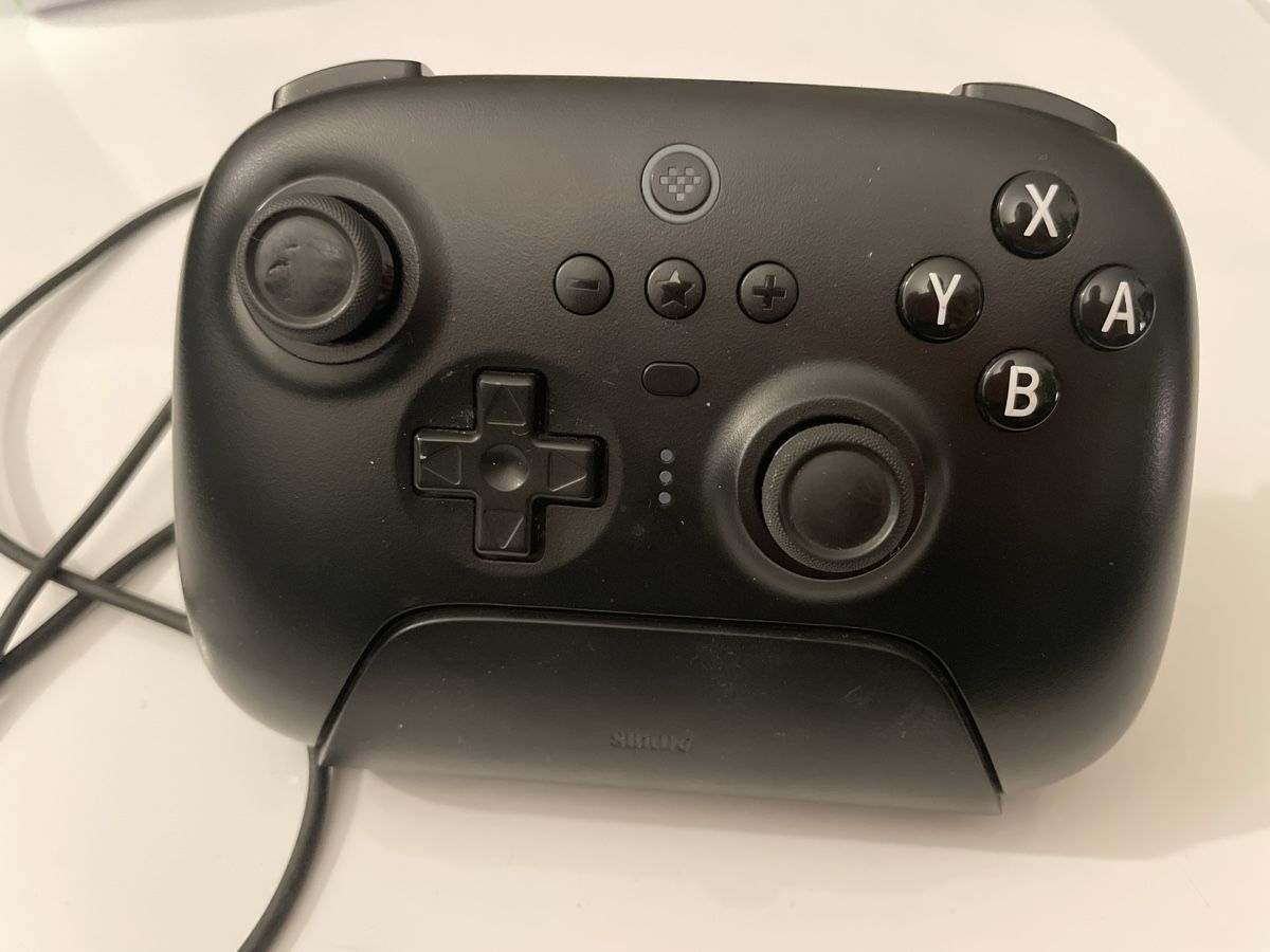 8BitDO Controller: 8BitDo Ultimate Controller mit Ladestation, Schwarz – Usato da Wichtrach venduto da jessy_di 3