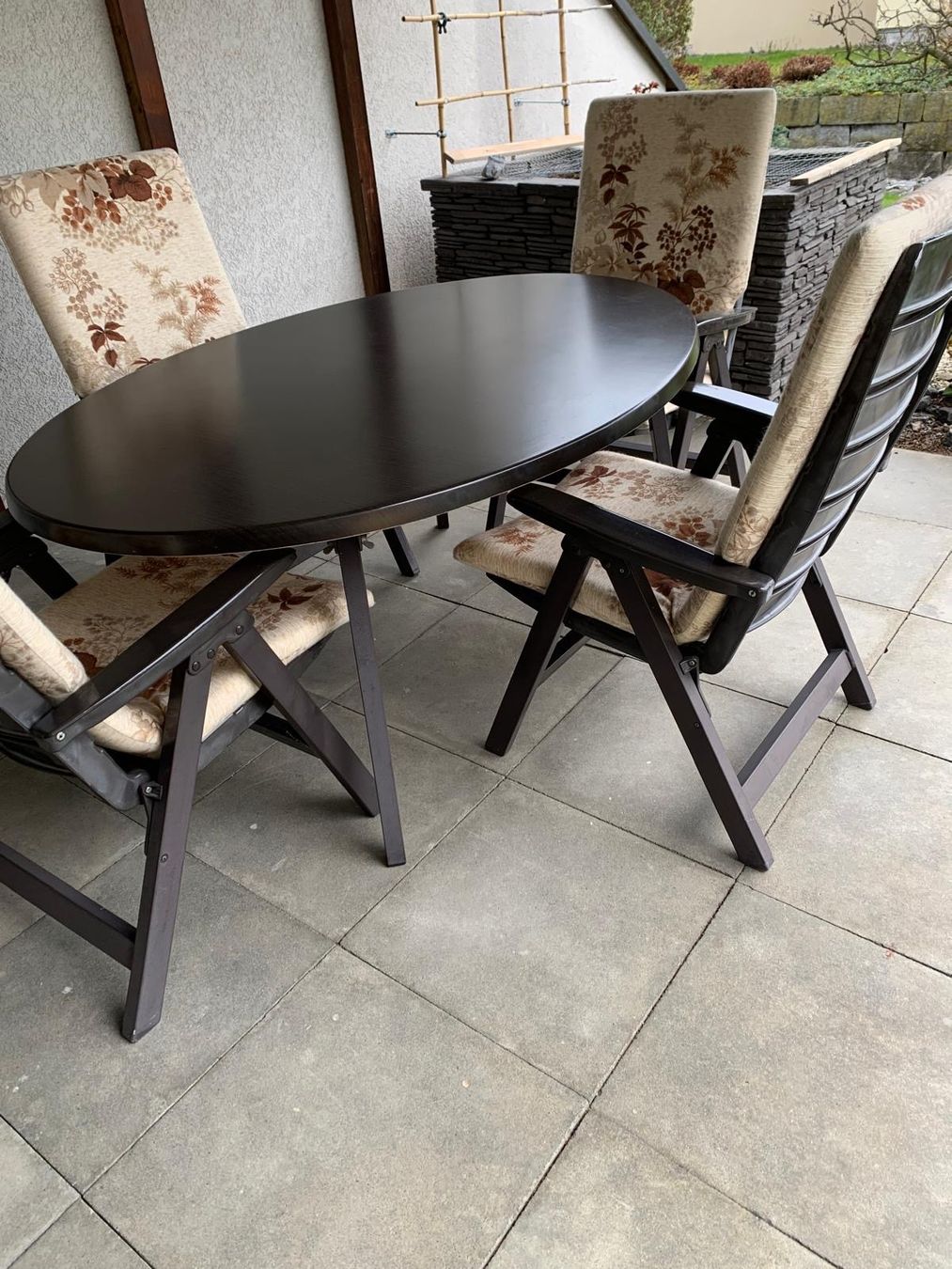 Set de table et chaises: Gartentisch mit 4 Stühlen – D'occasion à Meggen par 123927 2