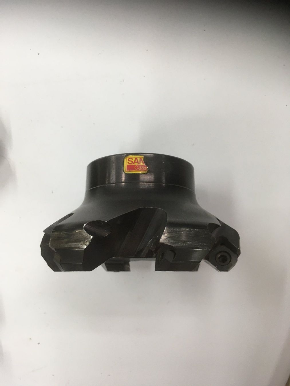 Tous les outils: Fräser mit HM-Wechselplatten ISO-40 CoroMill – D'occasion à Eptingen par Werkzeugschmiede 9