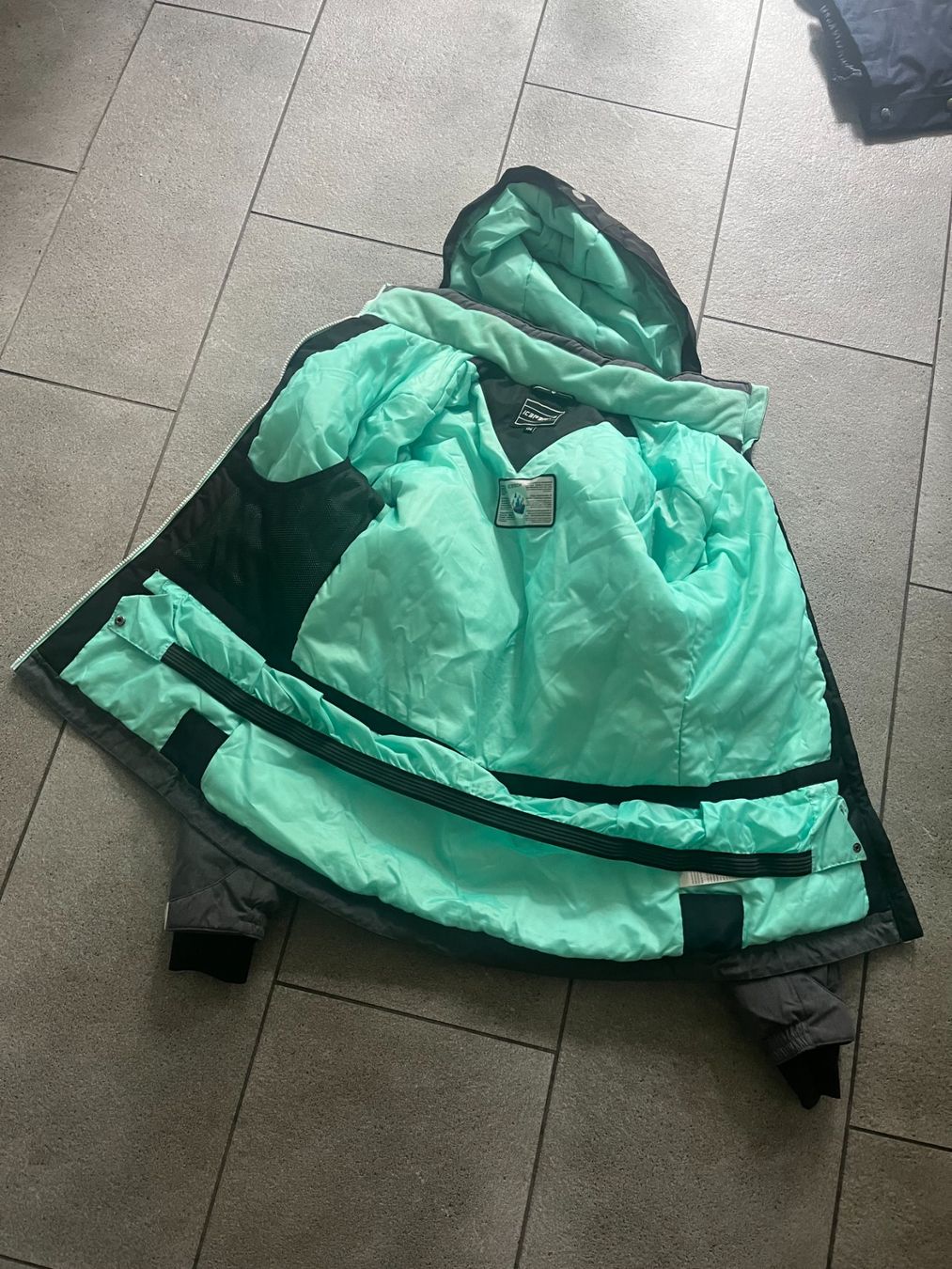 Icepeak Jacken: Jacke von ICEPEAK Grösse – Gebraucht aus Solothurn von Floefi 2