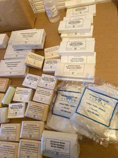 Kit di pronto soccorso: LOT VERBANDSMATERIAL  CH ARMEE – Usato da Chur venduto da silbermon 5
