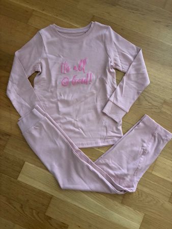 Schönes Pyjama Gr. 122, Neu von Next