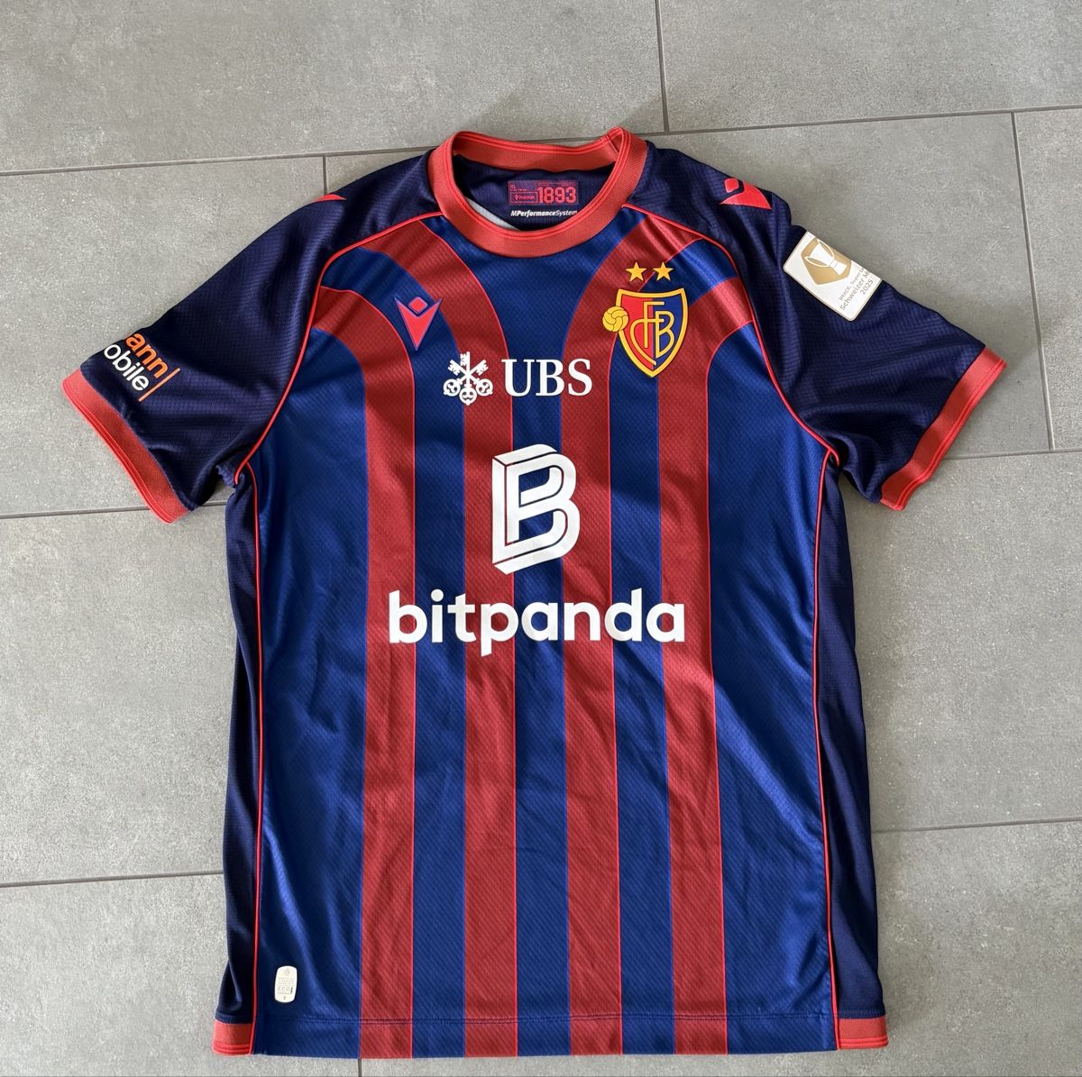 FC Basel Canottiere & Pantaloni: FC Basel Trikot #26 Barišic  – Nuovo (secondo la descrizione) da Reinach BL venduto da NICI116