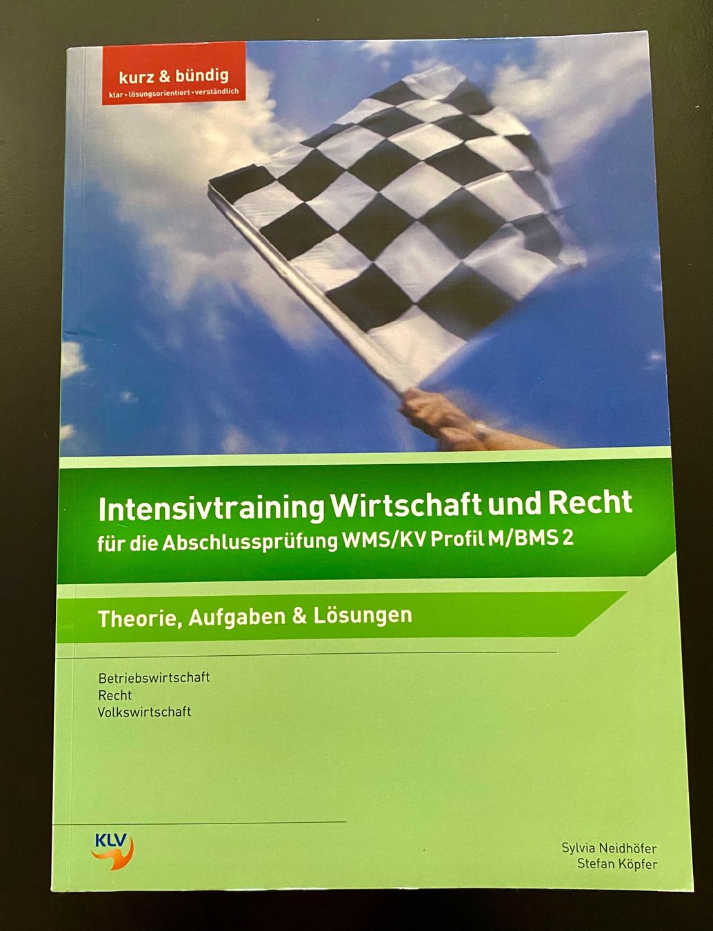 Libri: Intensivtraining Wirtschaft und Recht – Usato da Nussbaumen AG venduto da schuba2000