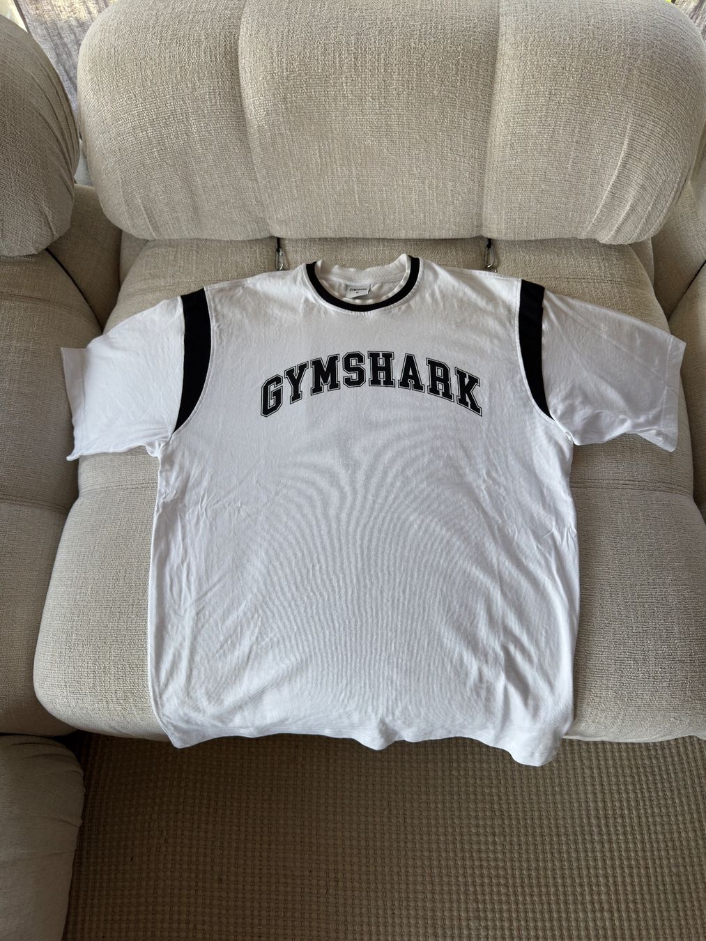 Gymshark T-shirt: Gymshark | T-Shirt – Nuovo (secondo la descrizione) da Horgen venduto da onur_5 2