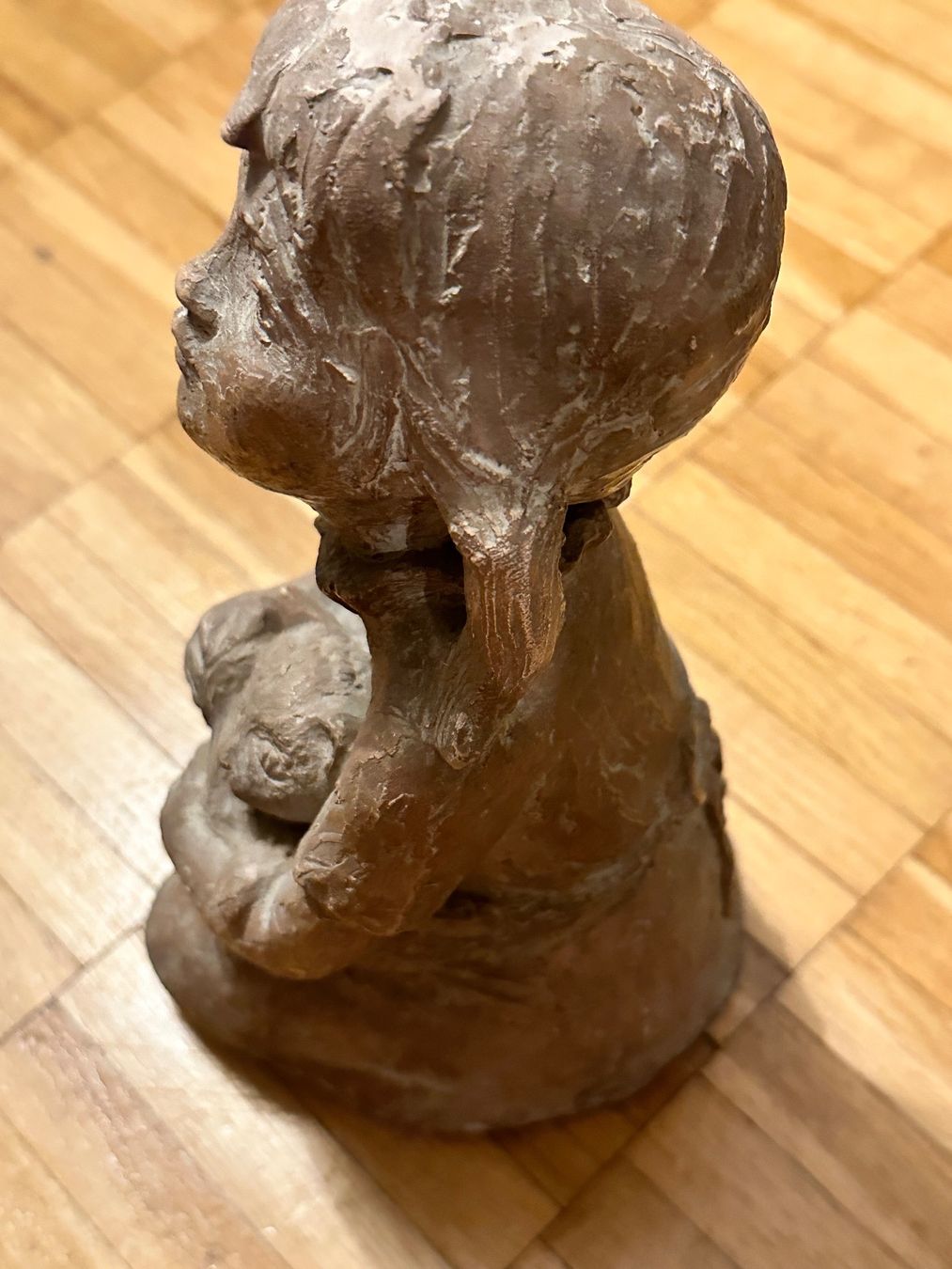 Statuette: Mädchenfigur mit Katze auf dem Schoss – Usato da Zürich venduto da marusapulmi 5