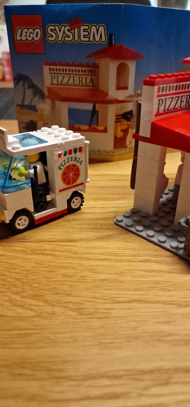 Lego Kit di costruzioni: LEGO 6350 Pizza Pizzeria Set – Usato da Roggliswil venduto da Bluro90 3