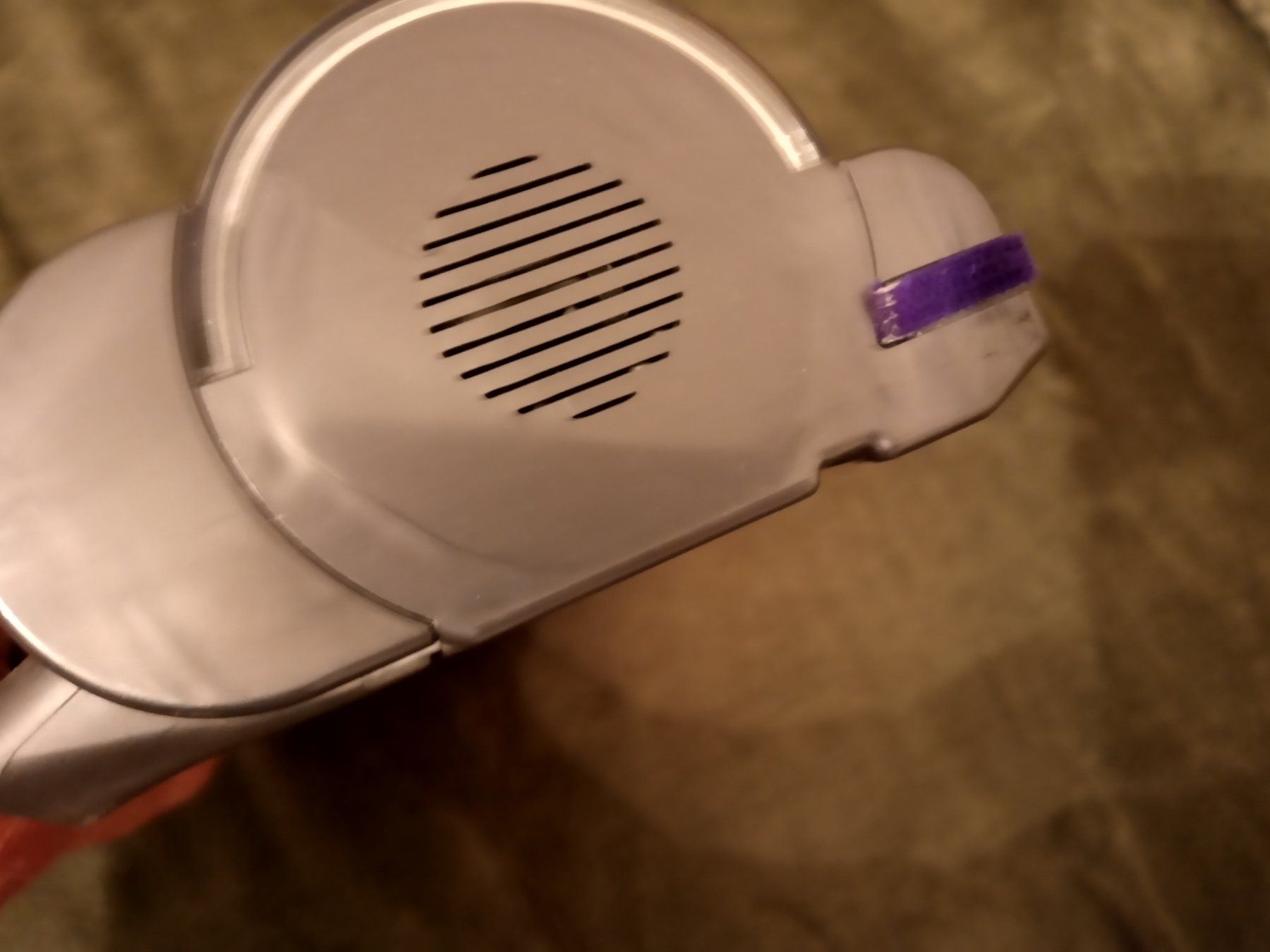 Dyson Staubsauger & Zubehör: Dyson  Bodendüse Dyson V10 Motorburste – Gebraucht aus Prez-vers-Siviriez von Monija70 3