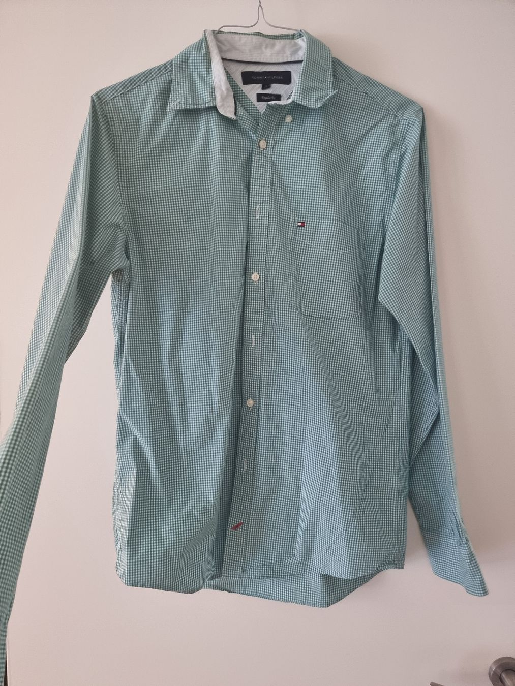 Tommy Hilfiger Hemden: Tommy Hilfiger Hemd Regular Fit S – Gebraucht aus Zürich von cweber