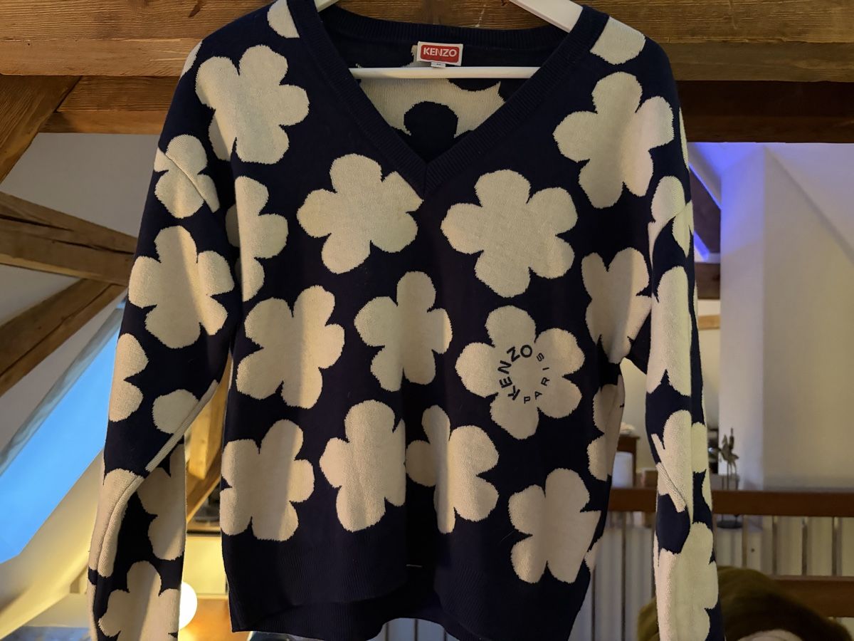 Kenzo Maglioni & Felpe: Kenzo Paris Wollpullover mit Blumenmuster, Grösse M Top! – Nuovo (secondo la descrizione) da Muttenz venduto da cho_xj52 1