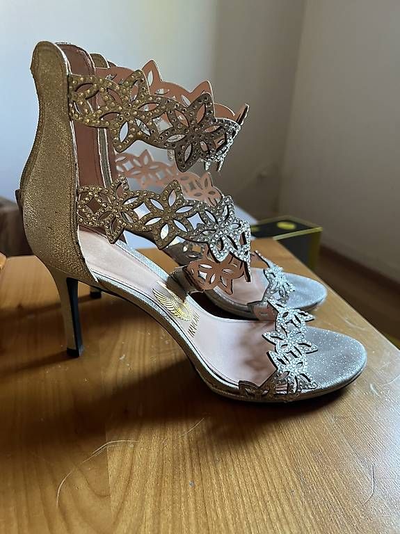 Damenschuhe: Absatz Schuh Invoice Gr. 40 – Gebraucht aus Winterthur von Meier7273