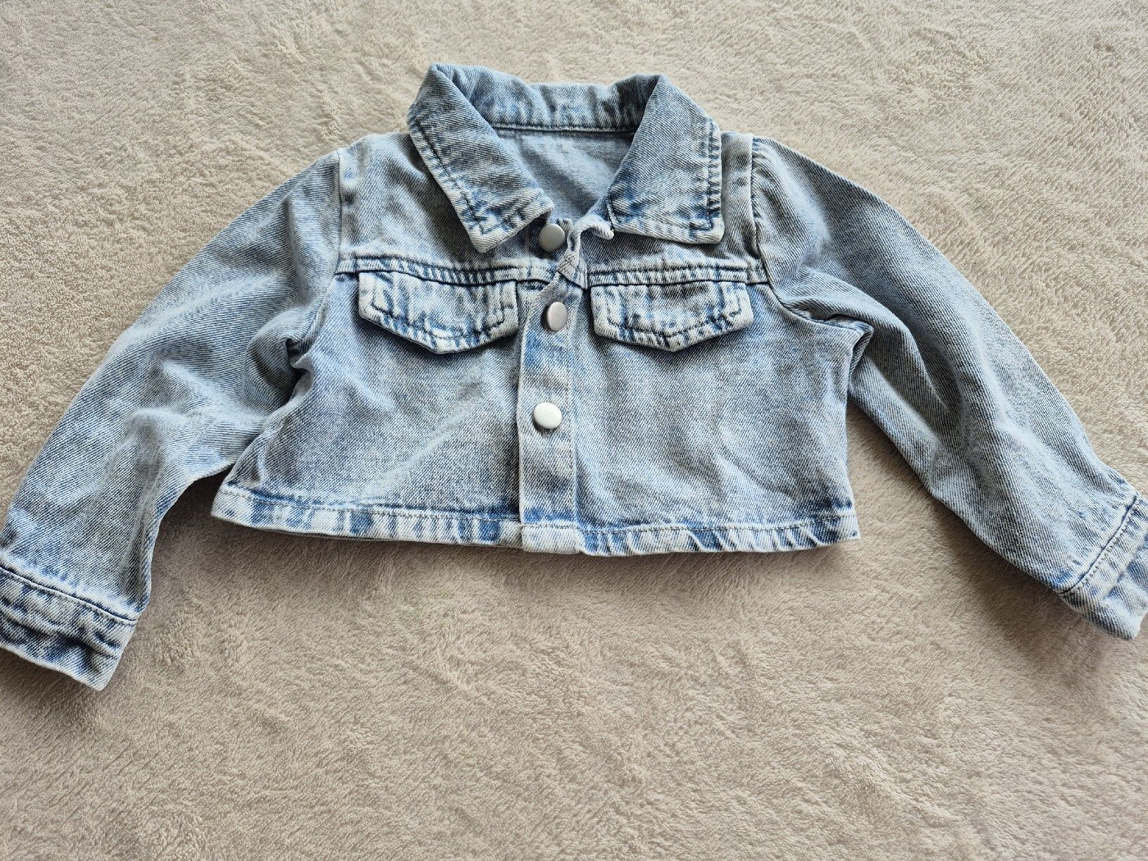 Giacche & Cappotti: Jeansjacke Neu – Nuovo (secondo la descrizione) da Winterthur venduto da Elai06