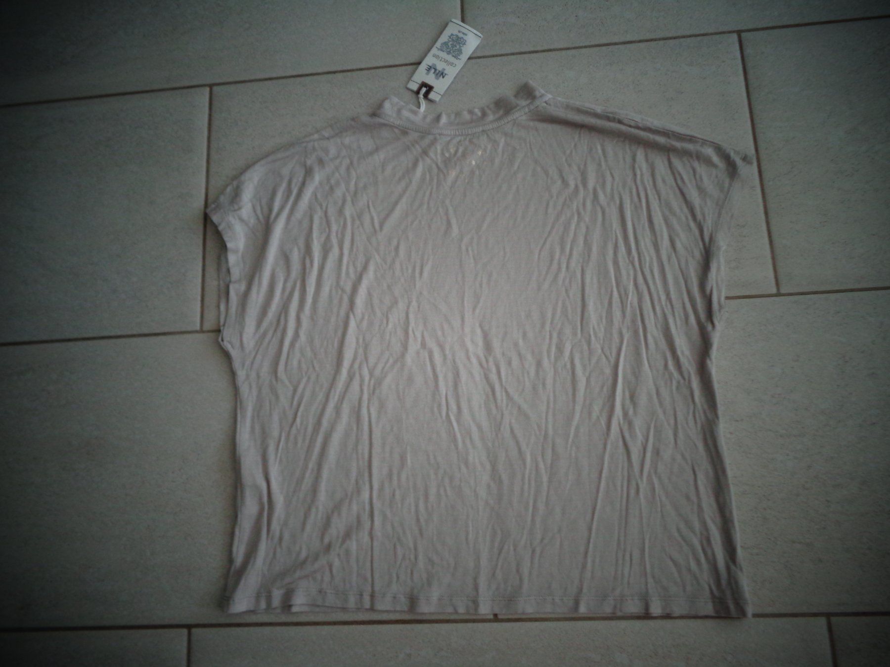 Nile T-shirt: NILE T-SHIRT GR.XS  NEU – Nuovo (secondo la descrizione) da Rotkreuz venduto da Samballi 2