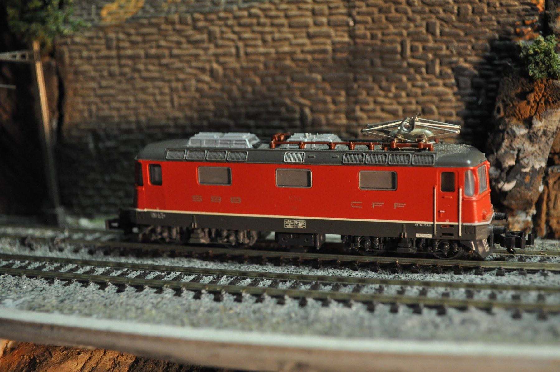 Trix Modellini di ferrovie: Minitrix SBB Re 4/4 11116 – Usato da Lauerz venduto da erevum91 1