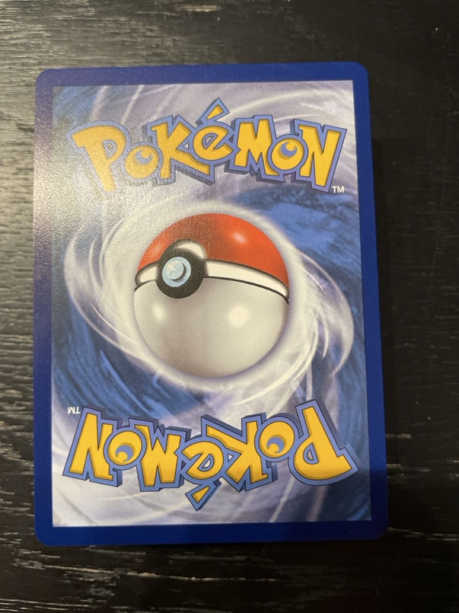 Pokémon Carte collezionabili: Pokemon 126/185 Aegislash vivid holo – Usato da Hugelshofen venduto da Suimosa 1