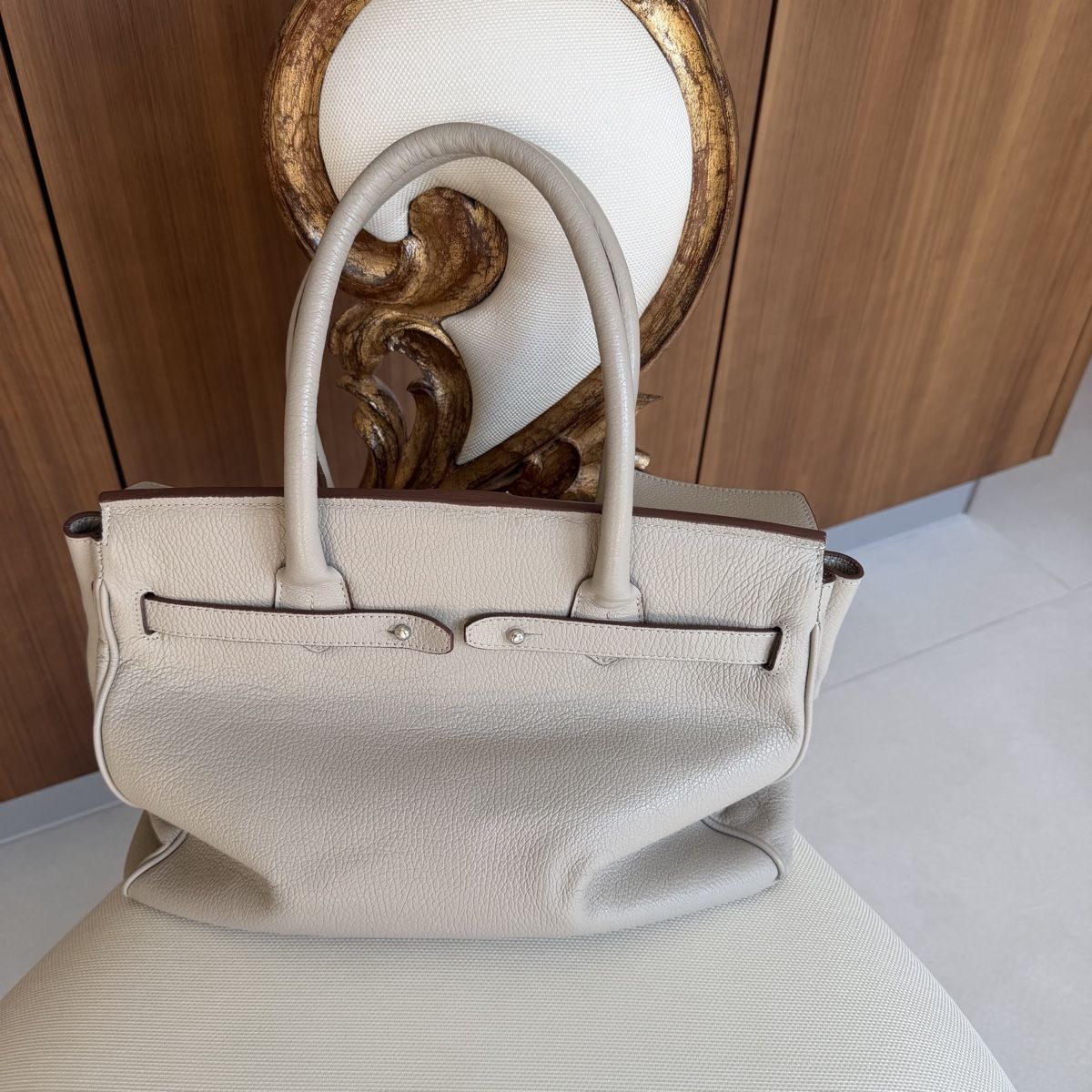 Borse da donna: Handtasche Leder hellgrau guter Zustand – Usato da Effretikon venduto da LukasA01 3
