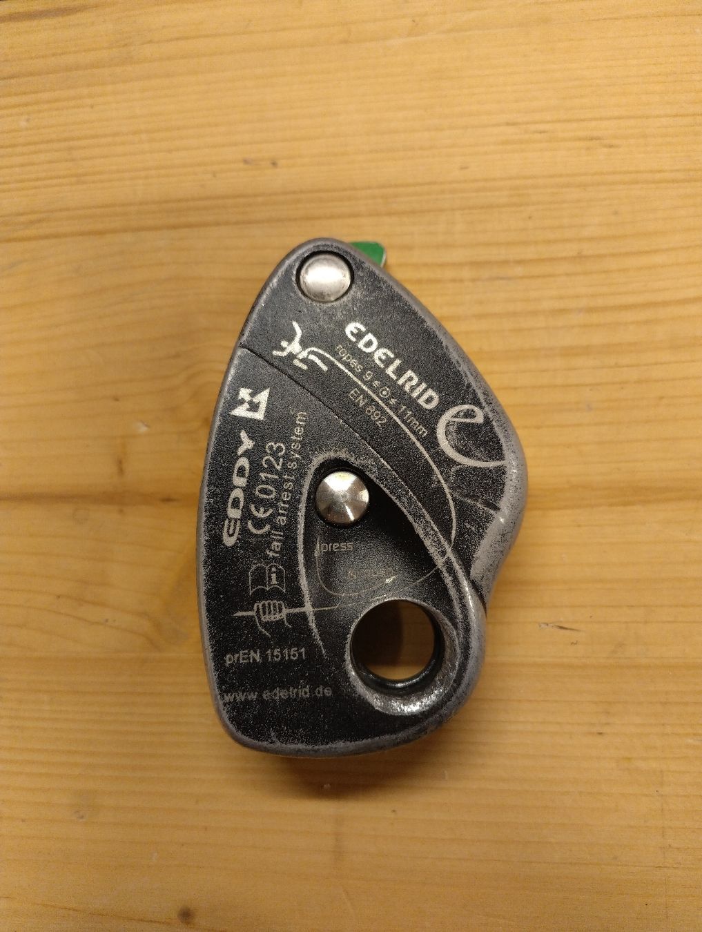 Pareti & prese d'arrampicata: Edelrid Eddy Seilklemme Sicherungsgeät – Usato da Buchackern venduto da flubua