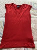 Damen T-Shirt rot Grösse XS guter Zustand
